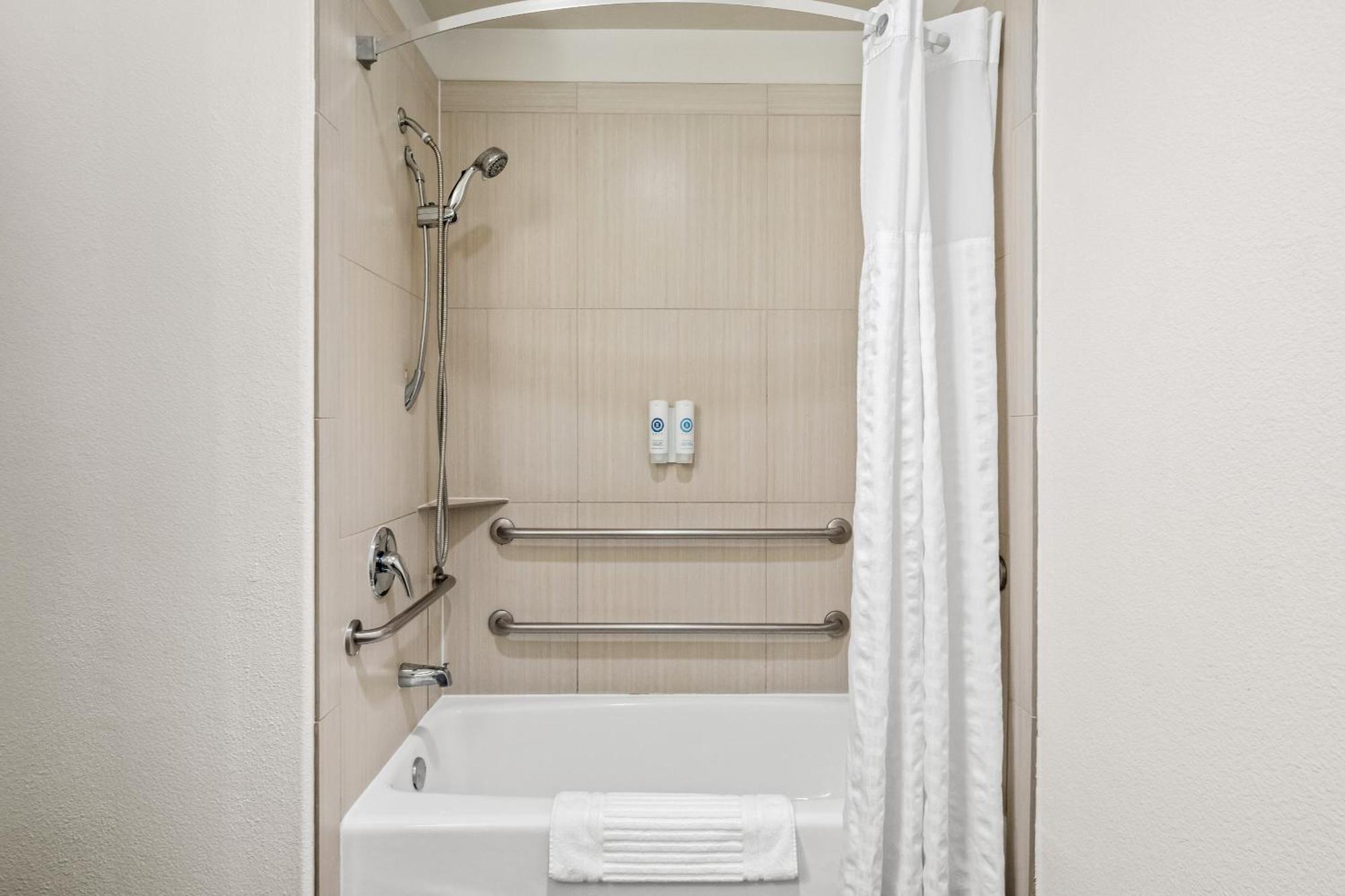 Comfort Suites Waxahachie - Dallas Oda fotoğraf
